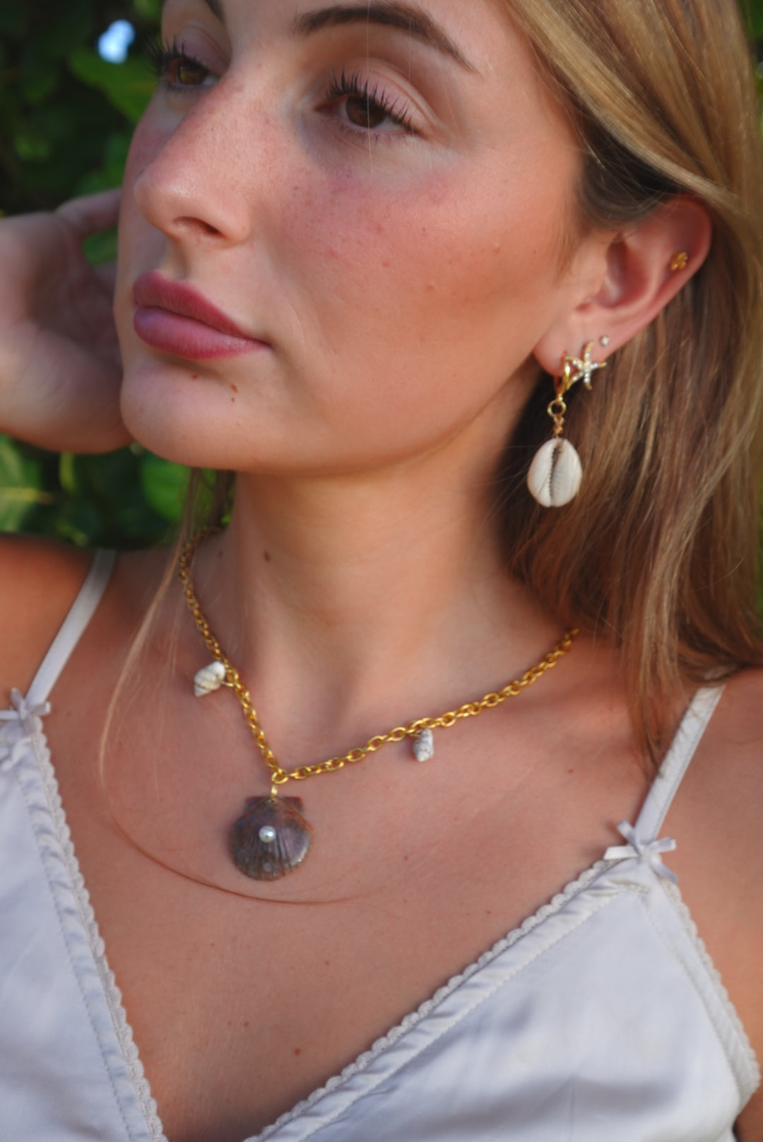 Cowrie Earings